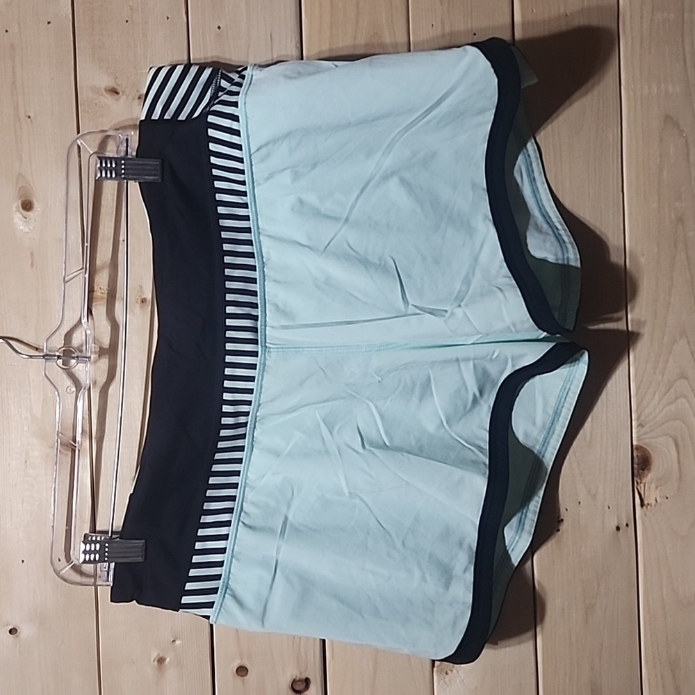 Lululemon Shorts Women's Size 10